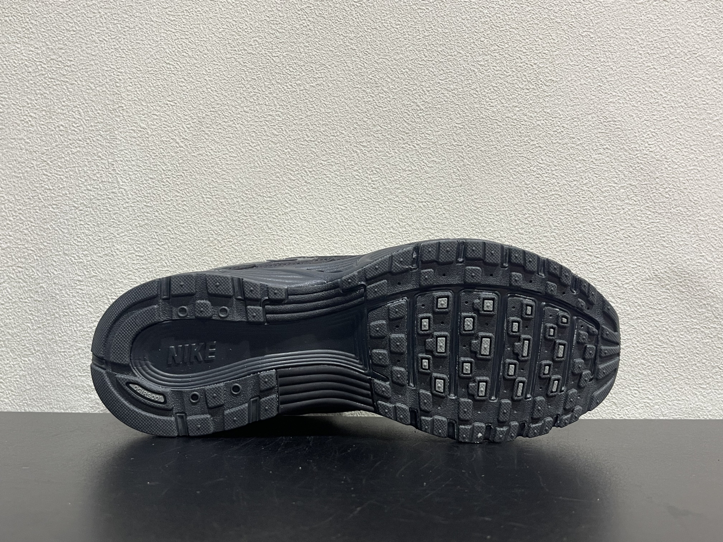 Nike P-6000(39-47.5)