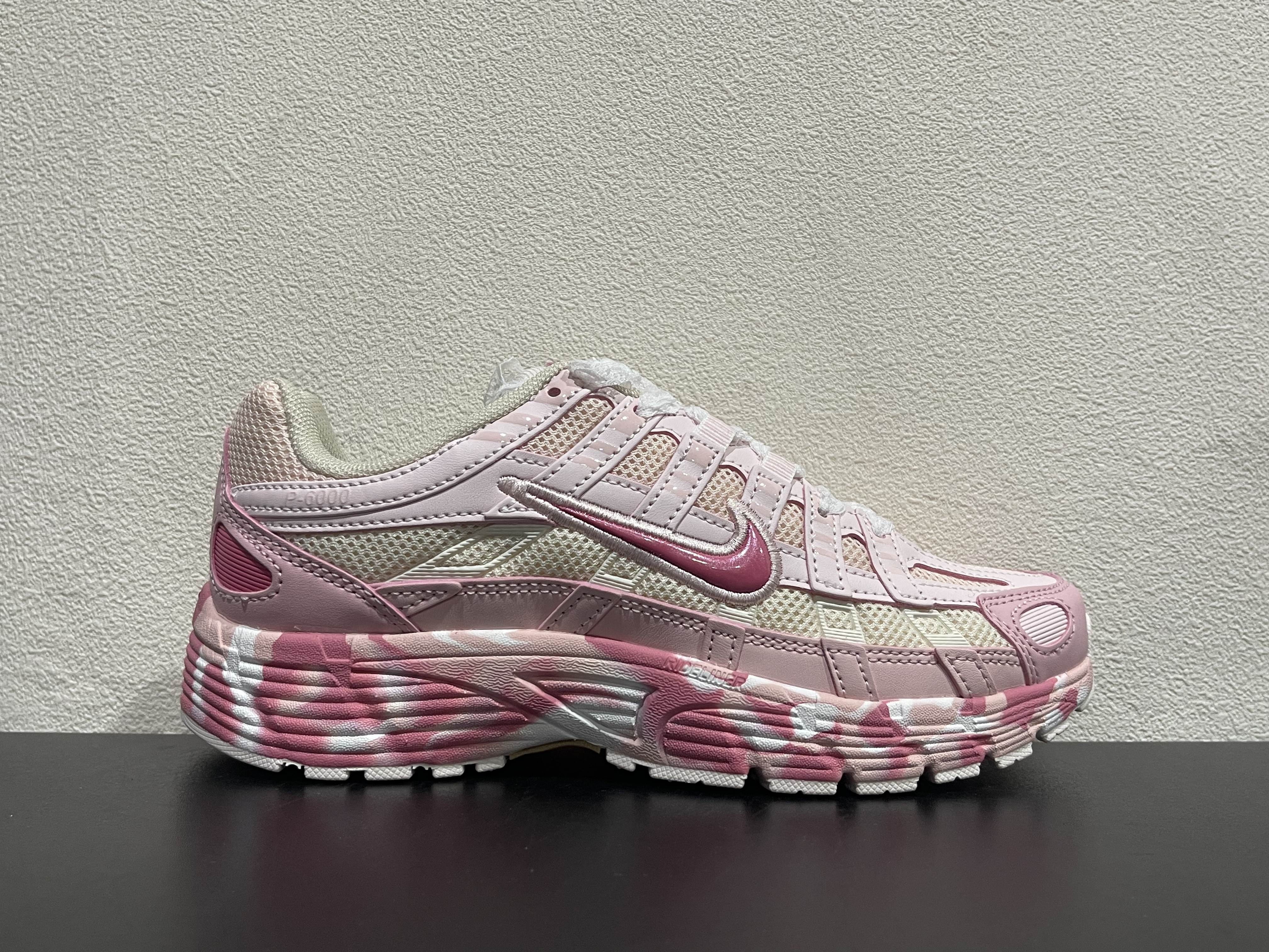 Nike P-6000(36-41)