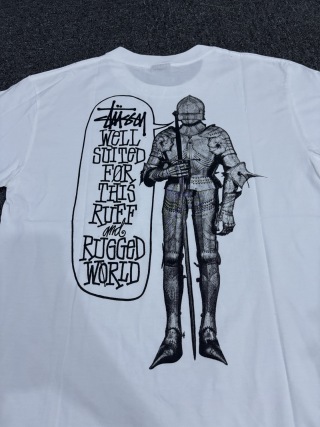 斯图西盔甲骑士短袖