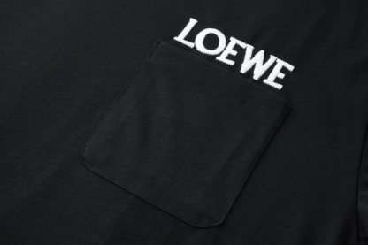 LOEWE罗意威口袋刺绣标识短袖
