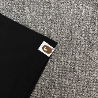A BATHING APE FW25 BAPE鲨鱼鲨星人字母图案印花