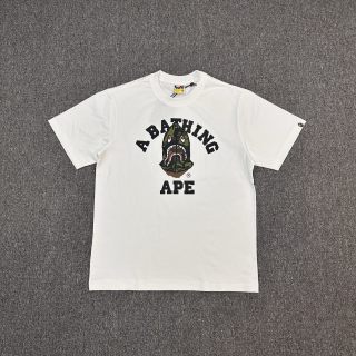 A BATHING APE FW25 BAPE鲨鱼鲨星人字母图案印花