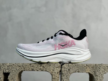 HOKA ONE ONE CLIFTON 10