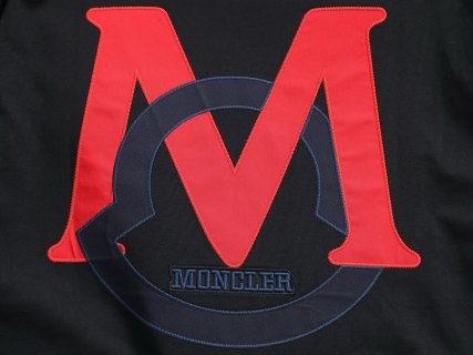 MONCLER  蒙口 红蓝交错字母刺绣