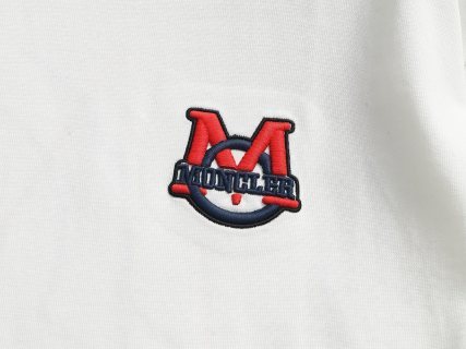 MONCLER  蒙口 红蓝交错字母刺绣