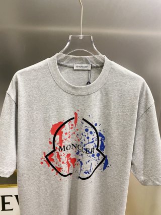 蒙口*2026春夏新款 新款logo立体发泡工艺 短袖T恤