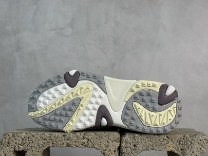 OFF-WHITE-ODSY