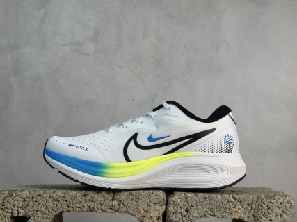 Nk Air Alphazoom