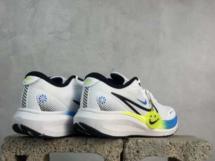 Nk Air Alphazoom