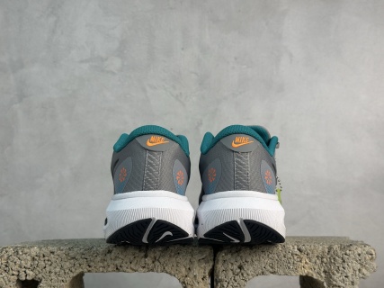 Nk Air Alphazoom