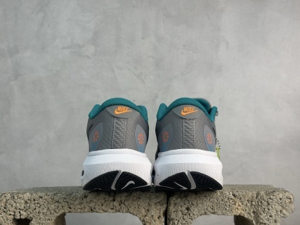 Nk Air Alphazoom