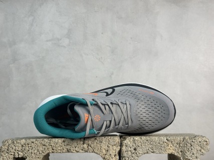 Nk Air Alphazoom