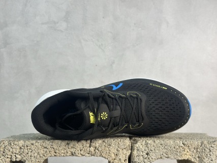 Nk Air Alphazoom
