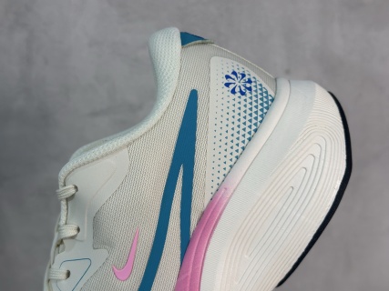 Nk Air Alphazoom