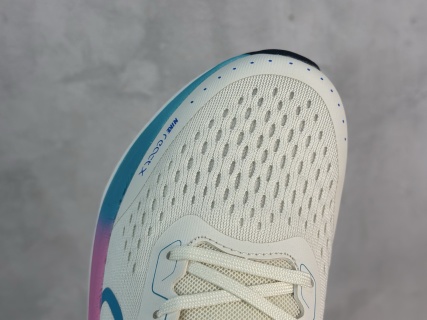 Nk Air Alphazoom