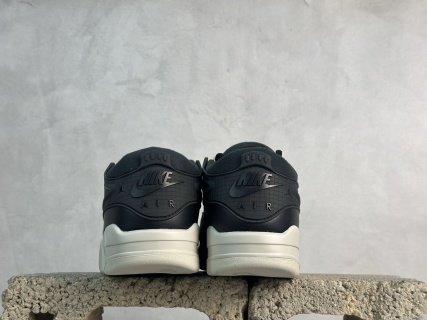 Air Jordan AJ4 RM
