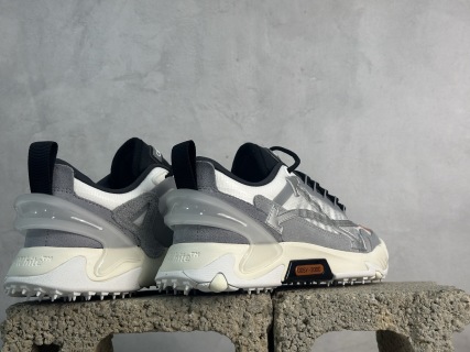 OFF-WHITE-ODSY
