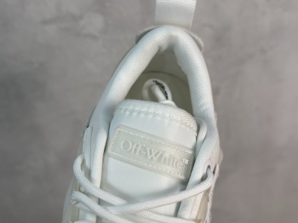 OFF-WHITE-ODSY