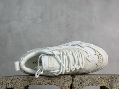 OFF-WHITE-ODSY