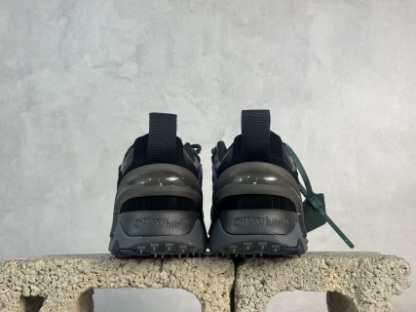 OFF-WHITE-ODSY