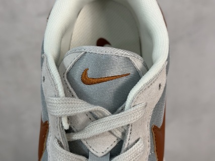 Nike Waffle Phoenix Waffl SACAI