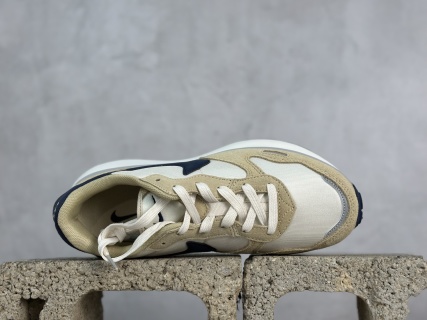 Nike Waffle Phoenix Waffl SACAI