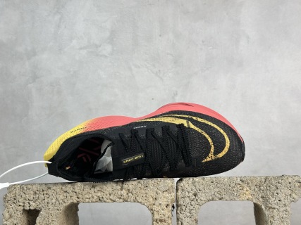 Nike Air Zoom ALPHATLY NEXT% 2