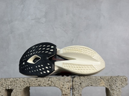Nike Air Zoom ALPHATLY NEXT% 2