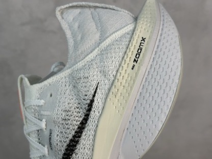 Nike Air Zoom ALPHATLY NEXT% 2