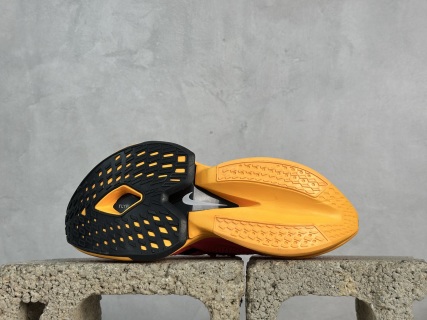 Nike Air Zoom ALPHATLY NEXT% 2