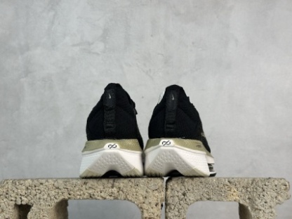 Nike Air Zoom ALPHATLY NEXT% 2