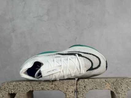 Nike Air Zoom ALPHATLY NEXT% 2