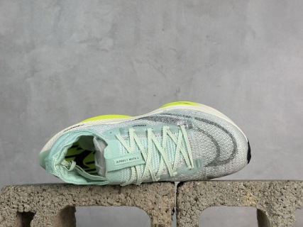 Nike Air Zoom ALPHATLY NEXT% 2