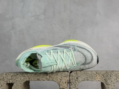 Nike Air Zoom ALPHATLY NEXT% 2
