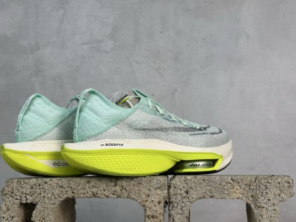 Nike Air Zoom ALPHATLY NEXT% 2