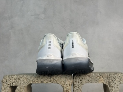 Nike Zoom Fly 6