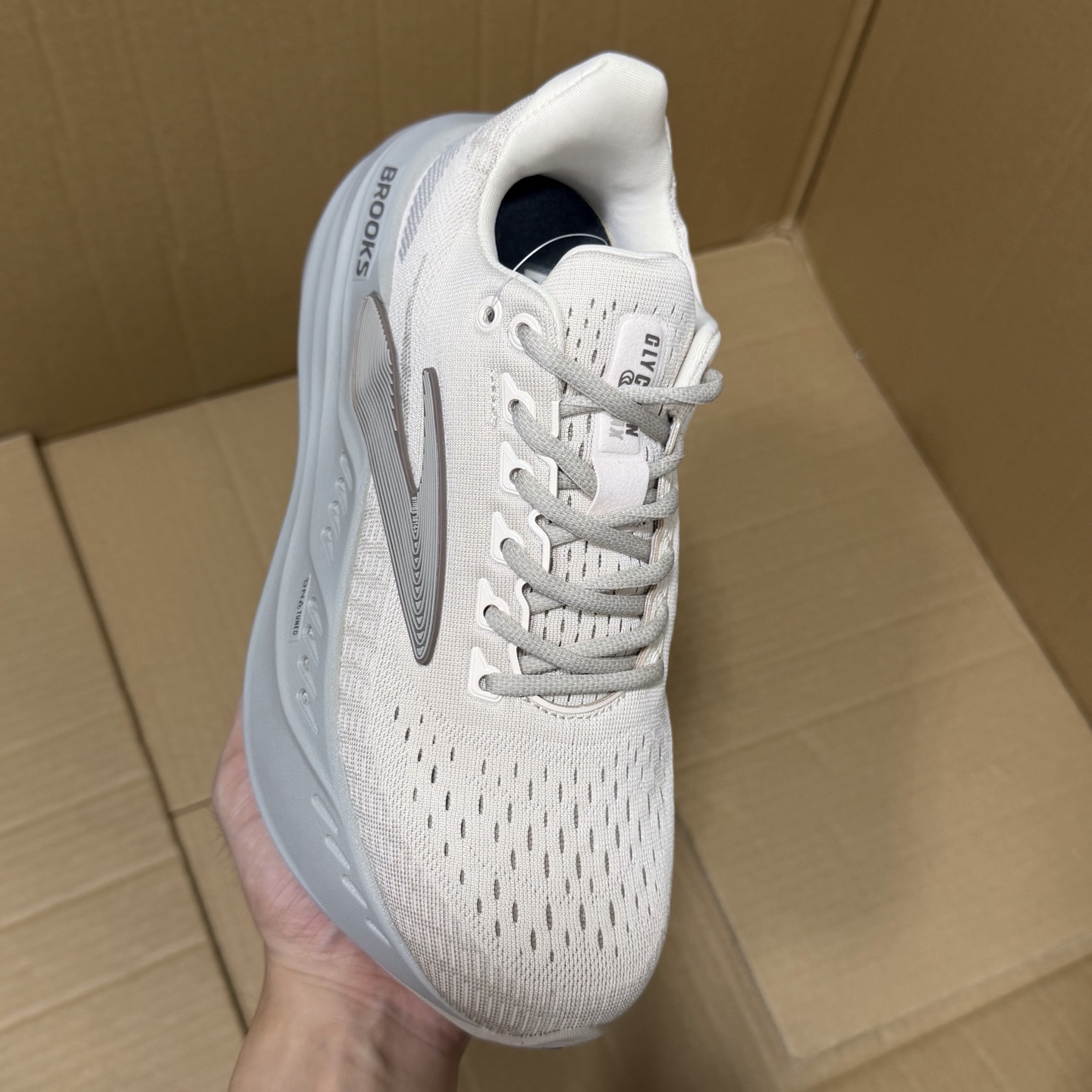 特價布魯克斯 glycerin max