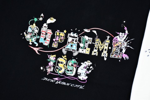 [Copy]Supreme 24ss  MISS PIGGY 朱小姐 印花 短袖T恤Supreme 24ss VARSITY 卡通logo字母印花 短袖T恤