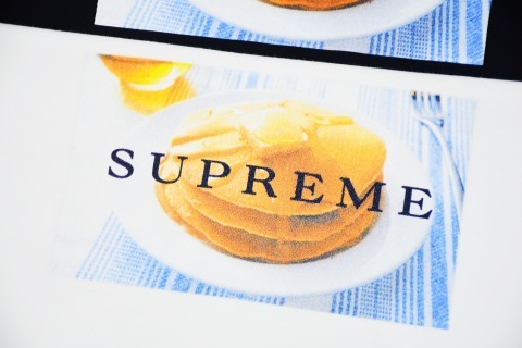 Supreme 25ss Pancakes Tee 薄饼松饼Logo 短袖T恤