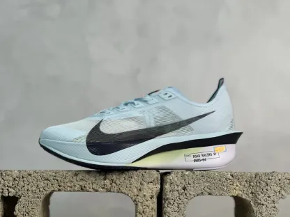 Nike Zoom VaporFly Next 4% 系列