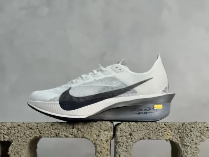 Nike Zoom VaporFly Next 4% 系列