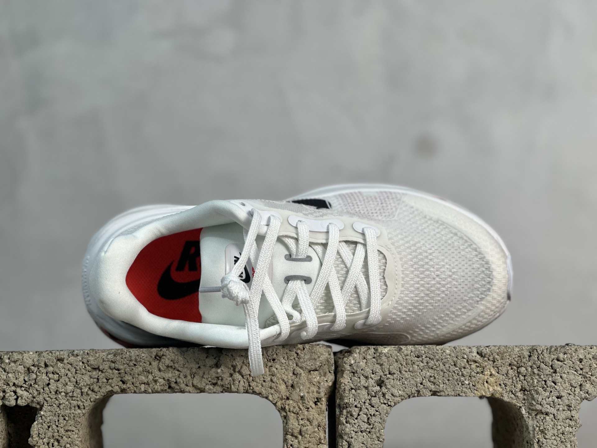 Nike Air Zoom Vomero Premium