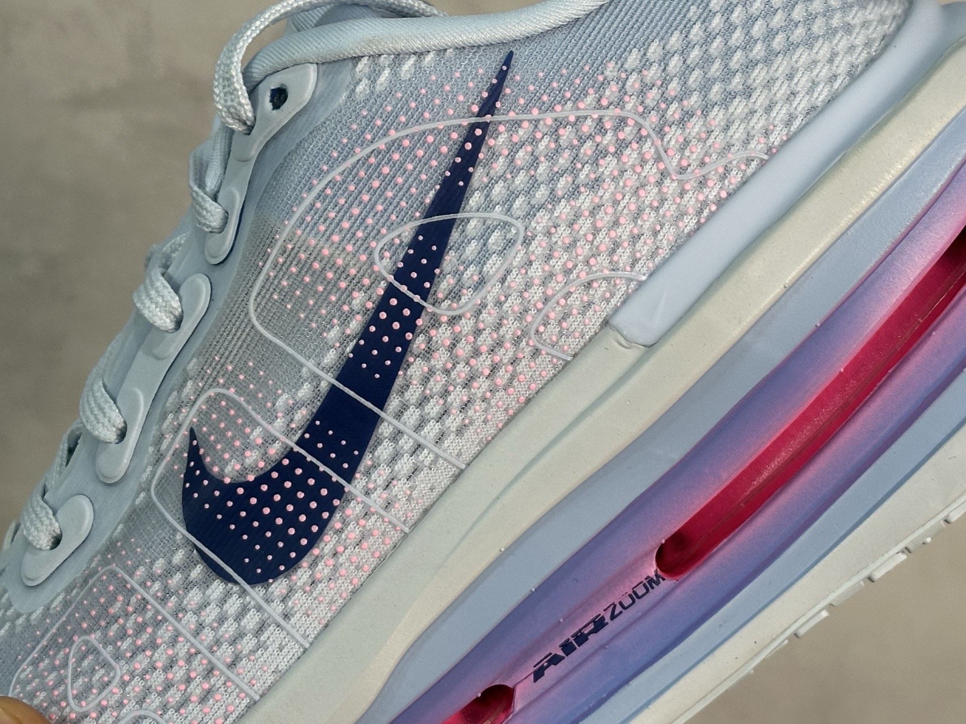 Nike Air Zoom Vomero Premium