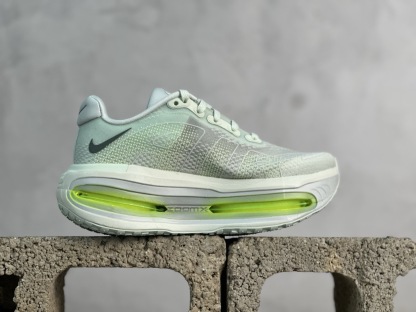 Nike Air Zoom Vomero Premium