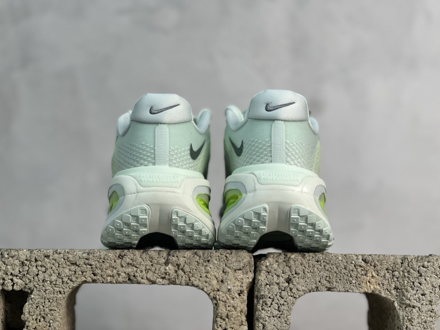 Nike Air Zoom Vomero Premium