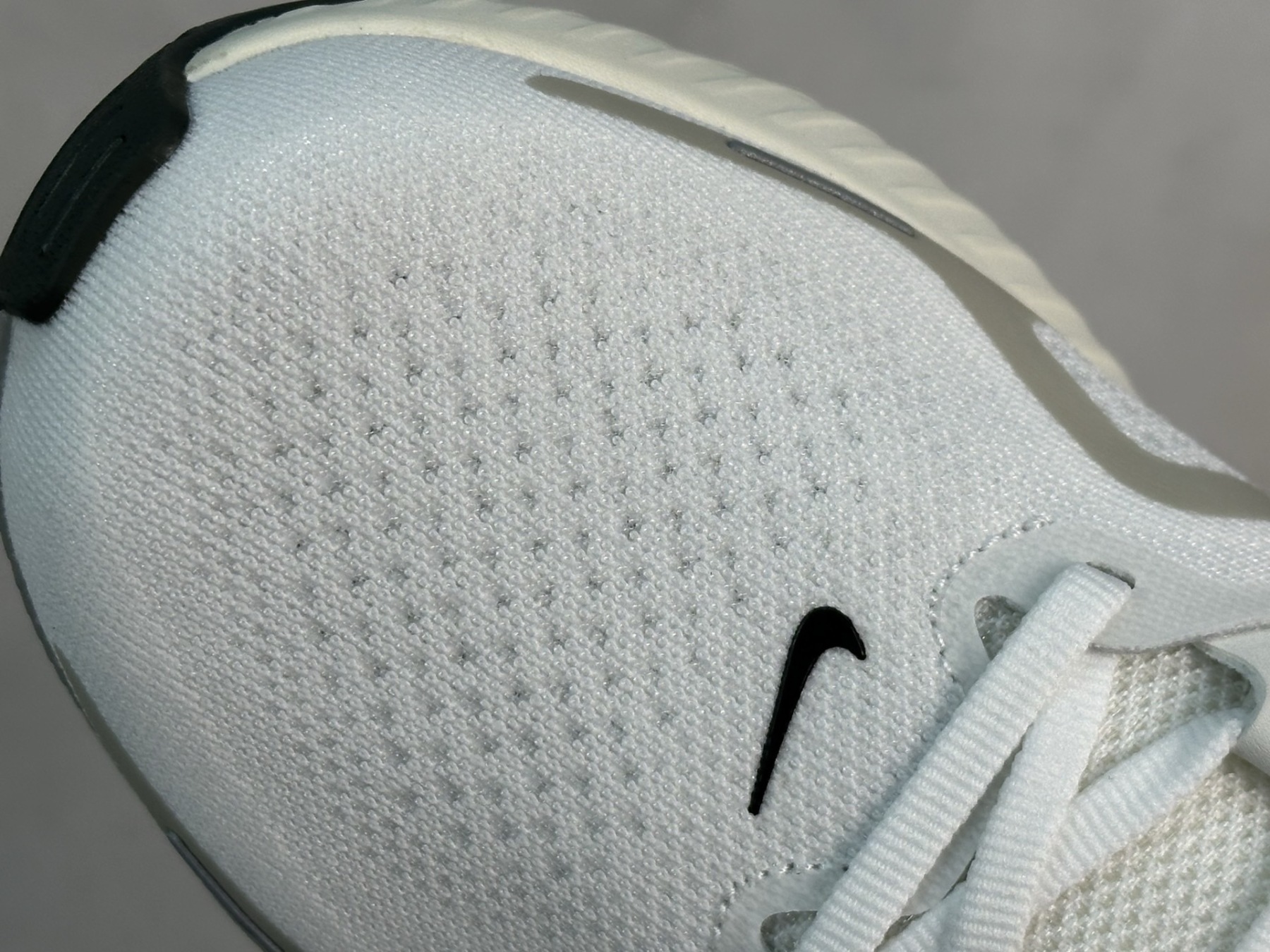 Nike Air Zoom Structure 26