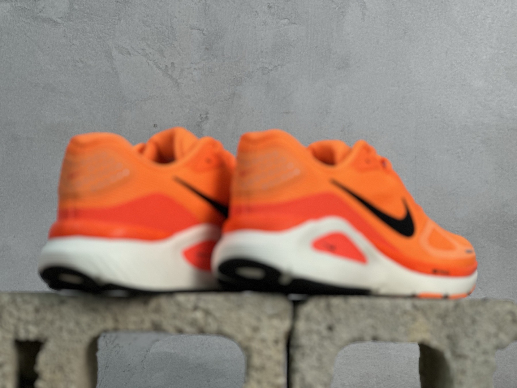 Nike Air Zoom Structure 26