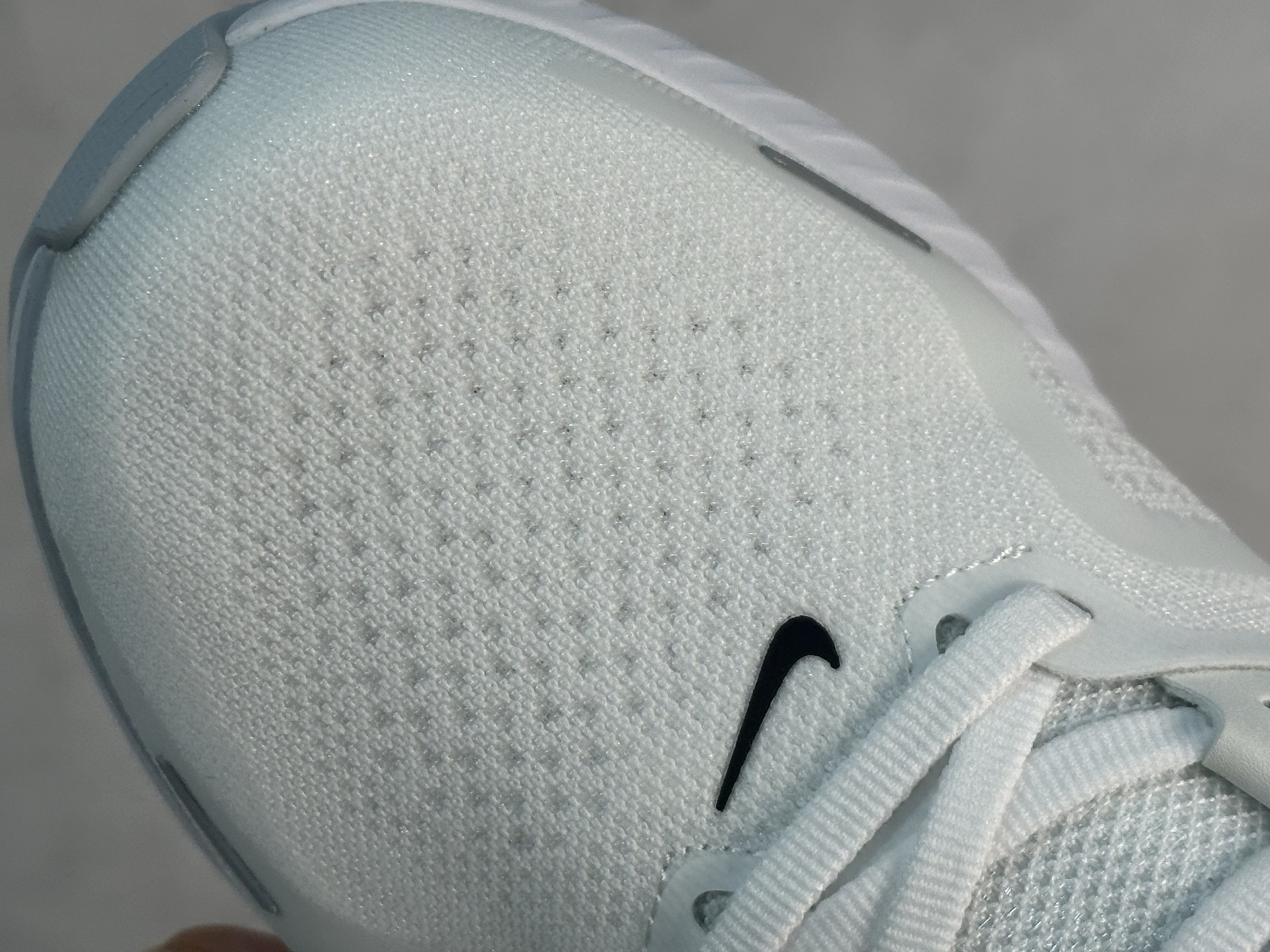 Nike Air Zoom Structure 26