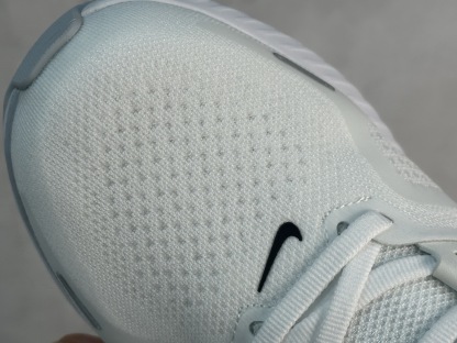 Nike Air Zoom Structure 26