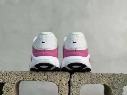 Nike Air Zoom Structure 26